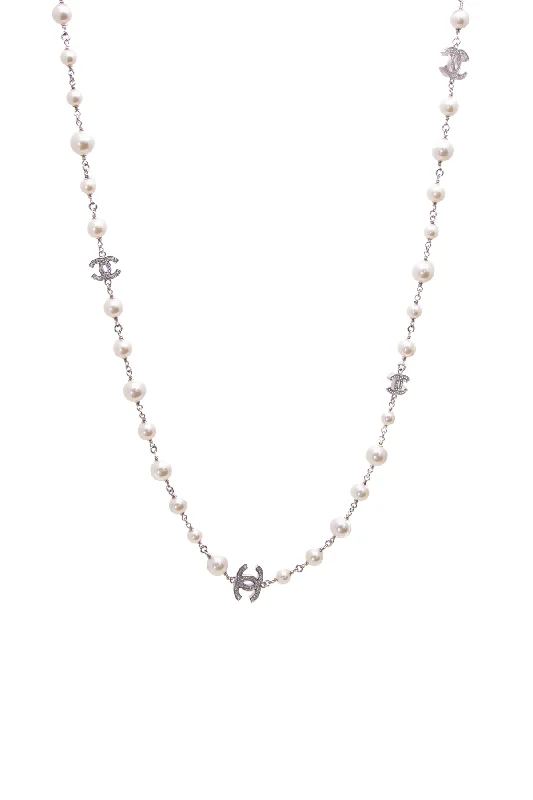 Pearl CC Long Necklace